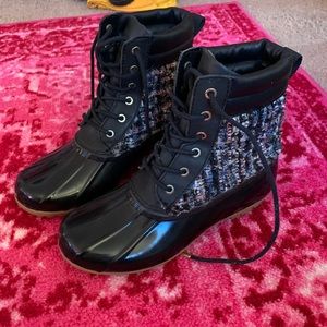 Size 5 Sam Edelman Duck boots